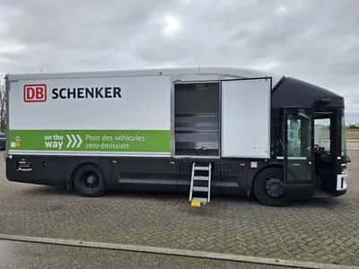 Volta ZERO Electric Box Truck 2023 – 100% Electric – 16 ton – Tail Lift — photo 4 of 20