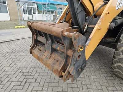 2019 Case 821G wheel loader – 230 HP – shovel - 4x4 — photo 18 of 20