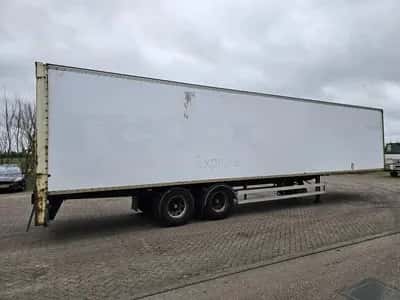 Fruehauf DISC Box Semi-Trailer 2005 – 2 Axles – BPW – Drum Brakes – Air Suspension – Box Trailer — photo 4 of 15