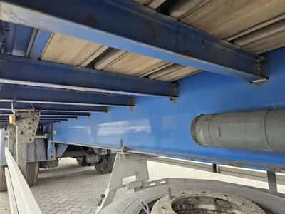 Fruehauf DISC Box Semi-Trailer 2005 – 2 Axles – BPW – Drum Brakes – Air Suspension – Box Trailer — photo 13 of 15