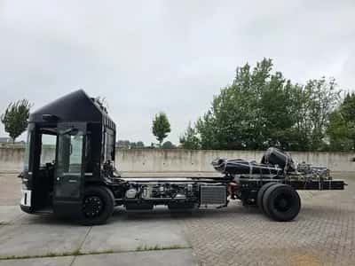 Volta ZERO electric chassis cab 2022 – 100% electric – 16 ton – high payload — photo 7 of 20