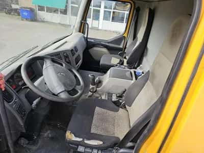 2012 Renault Premium 270 DXI – 4x2 – Curtainsider – Manual – Distribution — photo 10 of 20