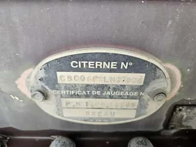 1997 Magyar Stainless Steel Tank Semi-Trailer – 3 Axles – Air Suspension – Tank Trailer – Stainless Steel — photo 15 of 15