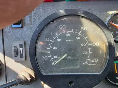 1998 Renault M210 Fire Engine 2000 – 4x4 – Double Cab — photo 12 of 20