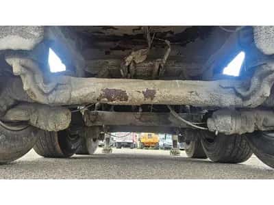 Benalu C39C17 Tipper 2012 – 3 Axles – Aluminium – 32.8 Ton – Air Suspension – Drum Brakes — photo 15 of 18