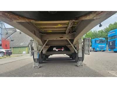 Benalu C39C17 Tipper 2012 – 3 Axles – Aluminium – 32.8 Ton – Air Suspension – Drum Brakes — photo 14 of 18