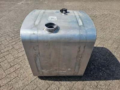 MAN Mercedes Actros Fuel Tank Mercedes Actros – 290L – MAN – Diesel Tank – Truck Part — photo 2 of 13