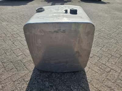 MAN Mercedes Actros Fuel Tank Mercedes Actros – 290L – MAN – Diesel Tank – Truck Part — photo 8 of 13