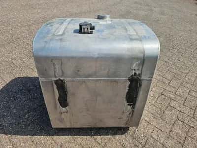 MAN Mercedes Actros Fuel Tank Mercedes Actros – 290L – MAN – Diesel Tank – Truck Part — photo 6 of 13