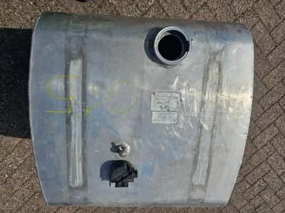 MAN Mercedes Actros Fuel Tank Mercedes Actros – 290L – MAN – Diesel Tank – Truck Part — photo 10 of 13