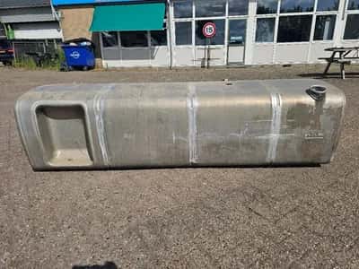 DAF XF106 CF Euro 6 Diesel Tank 845L 1944801 Aluminium Fuel Tank — photo 1 of 11