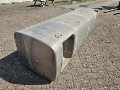 DAF XF106 CF Euro 6 Diesel Tank 845L 1944801 Aluminium Fuel Tank — photo 4 of 11