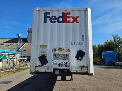 2015 Krone 2-Axle Flatbed Semi-Trailer - SAF Axles - Disc Brakes - Air Suspension - 30 Ton — photo 2 of 20