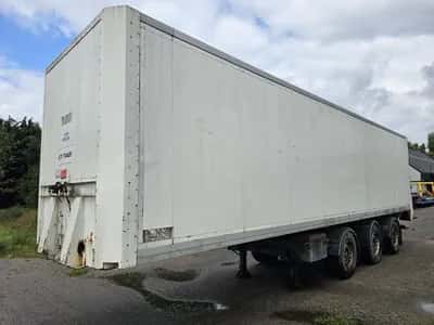 Moeyersons Box Semi-Trailer 2009 - 3x Steering Axle - Mercedes Axles - Disc Brakes - Air Suspension - Dhollandia Tail Lift - Box Trailer — photo 1 of 20