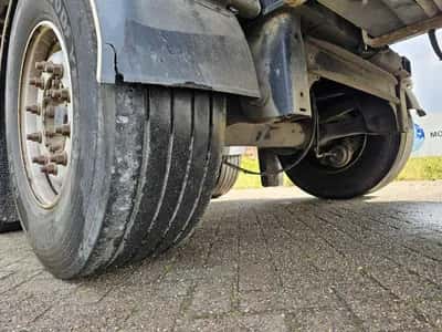 Moeyersons Box Semi-Trailer 2009 - 3x Steering Axle - Mercedes Axles - Disc Brakes - Air Suspension - Dhollandia Tail Lift - Box Trailer — photo 17 of 20