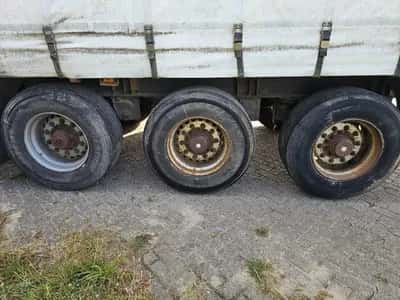 1999 Pacton 3-Axle Curtainsider Trailer - SAF Axles - Drum Brakes - Air Suspension - 39 Ton - 2013 — photo 14 of 20