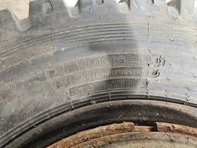 Grip Master 14.00-24 Tyre – Heavy Duty – Earthmoving / Shovel / Crane — photo 8 of 8