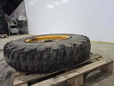 Goodyear 11.00-24 Tyre – Truck / Industrial Tyre – Heavy Duty — photo 11 of 12