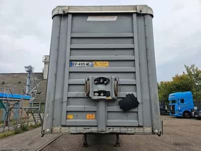 Fruehauf Curtainsider Semi-Trailer – 3 Axles – 2017 – Curtainsider / Tautliner — photo 2 of 20