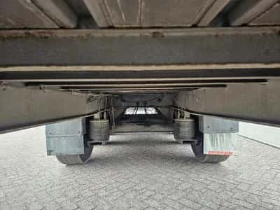 Fruehauf Curtainsider Semi-Trailer – 3 Axles – 2017 – Curtainsider / Tautliner — photo 13 of 20