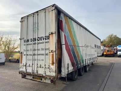 1989 Netam-Fruehauf Curtainsider Semi-Trailer – ONCZ 36-324 A – 3 Axles –BPW - Drum Brakes Air Suspension — photo 3 of 20