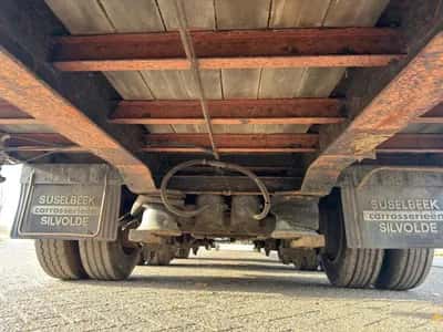 1989 Netam-Fruehauf Curtainsider Semi-Trailer – ONCZ 36-324 A – 3 Axles –BPW - Drum Brakes Air Suspension — photo 12 of 20