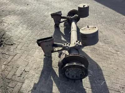 Schmitz Cargobull SCB 9010 Axle – Trailer Axle – Disc Brakes – 9 Ton – Semi-Trailer — photo 4 of 9