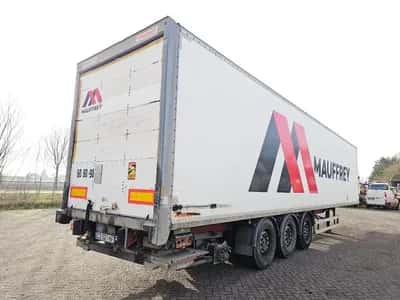 Fruehauf Box Semi-Trailer – FST4 – 3 Axles – Tail Lift – Box Trailer - Disc Brakes - Air Suspension - Lift Axle - 2013 — photo 4 of 18