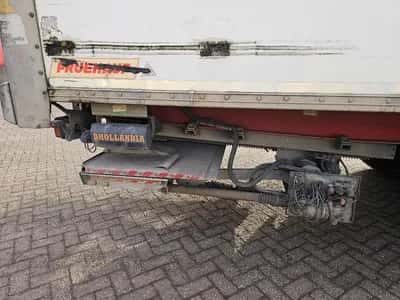 Fruehauf Box Semi-Trailer – FST4 – 3 Axles – Tail Lift – Box Trailer - Disc Brakes - Air Suspension - Lift Axle - 2013 — photo 11 of 18