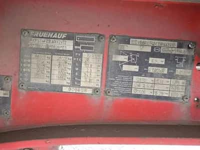 Fruehauf Box Semi-Trailer – FST4 – 3 Axles – Tail Lift – Box Trailer - Disc Brakes - Air Suspension - Lift Axle - 2013 — photo 10 of 18