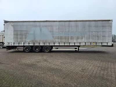 2005 Fruehauf TX34 3-Axle Curtainsider Semi-Trailer - SMB Axles - Disc Brakes - Air Suspension - 34 Ton — photo 4 of 19