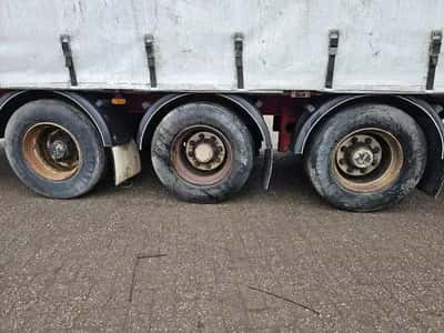2005 Fruehauf TX34 3-Axle Curtainsider Semi-Trailer - SMB Axles - Disc Brakes - Air Suspension - 34 Ton — photo 19 of 19