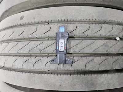 Dunlop 275 Truck Tyre – 22.5 Inch – Truck / Trailer — photo 3 of 10