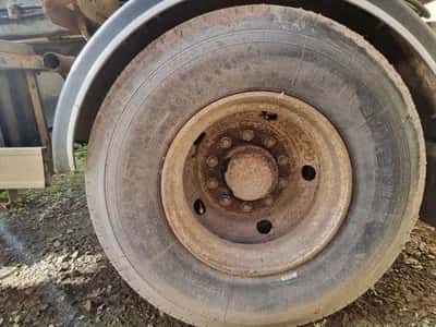 2000 Giant 17.5 Inch GIGANT 17.5 Inch Axle – Trailer Axle – 10-Hole – Low Profile — photo 6 of 6
