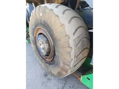 Michelin 29.5 R29 Tyre – EM Tyre – Heavy Equipment – Good Condition – ±2300 KG — photo 4 of 9