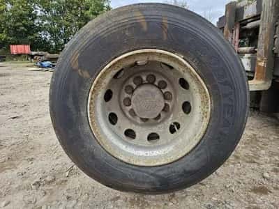 2005 SMB DRUM - STEELSPRING - Drum Brakes - Leaf Springs - 19.5 — photo 3 of 6