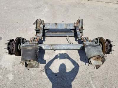 Fontenax 18677 Axle – Trailer Axle – Good Condition – 2014 — photo 4 of 7
