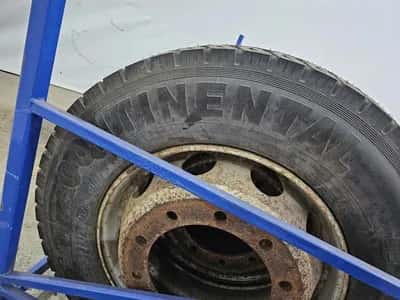 Continental 275/70R 22.5 - Truck Tyre - 22.5 Inch - Truck / Trailer — photo 6 of 9