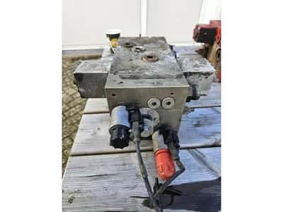 Legras Control valve 02 Electrically operated (complete) - Control valve — photo 5 of 13