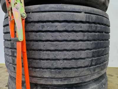 Michelin 445/45 R19.5 Tyre – Trailer Tyre – Good Condition – Ready to Use — photo 12 of 13