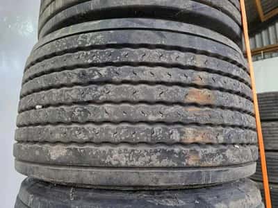 Michelin 445/45 R19.5 Tyre – Trailer Tyre – Good Condition – Ready to Use — photo 10 of 13
