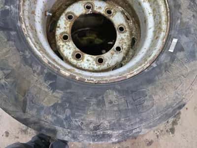 Michelin 445/45 R19.5 Tyre – Trailer Tyre – Good Condition – Ready to Use — photo 4 of 8