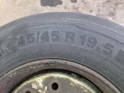 Continental 445/45 R19.5 Tyres – Trailer Tyre – Good Condition – Ready to Use — photo 8 of 8