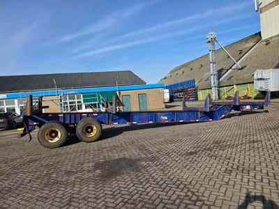 2011 Evans Trailers Wide Spread Semi-Trailer – 2 Axles – 8 Wheels – Drum Brakes – Leaf Springs — photo 4 of 20