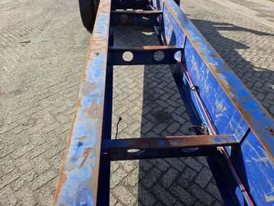 2011 Evans Trailers Wide Spread Semi-Trailer – 2 Axles – 8 Wheels – Drum Brakes – Leaf Springs — photo 12 of 20