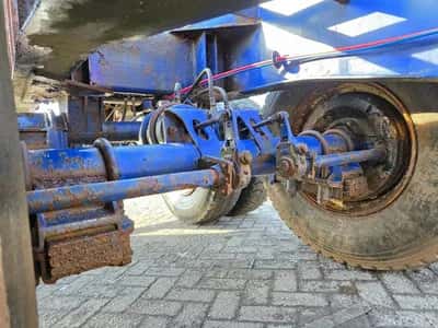 2011 Evans Trailers Wide Spread Semi-Trailer – 2 Axles – 8 Wheels – Drum Brakes – Leaf Springs — photo 17 of 20