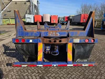 2011 Evans Trailers Wide Spread Semi-Trailer – 2 Axles – 8 Wheels – Drum Brakes – Leaf Springs — photo 6 of 20