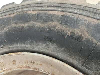 Michelin 365/85 R20 Tyre – Truck Tyre – Good Condition — photo 6 of 10