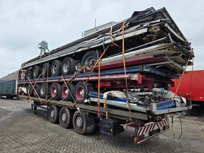 Kögel BPW - SAF- SMB - DISC Stack of 5 3-Axle Curtainsider Trailers - Air Suspension - Disc Brakes - 32 Ton - Ready for Export - 2005 — photo 7 of 19