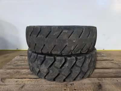 Michelin Starbil'X 7.00 R12 Tyre – Forklift Tyre — photo 1 of 7